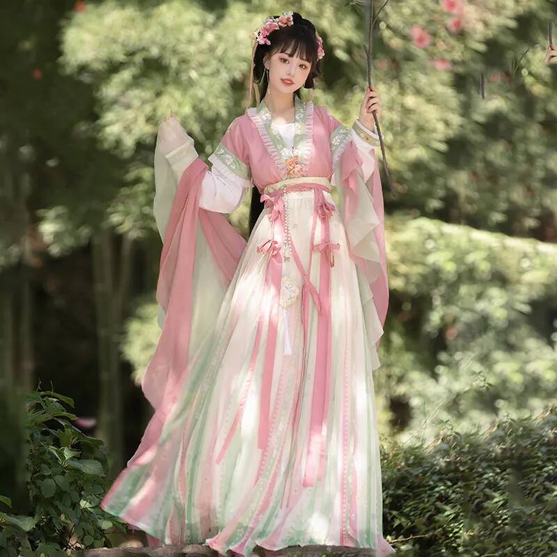 중국어 Hanfu 드레스 여성 핑크 수 놓은 Hanfu - Embroidery Abaya 리뷰 및 가격