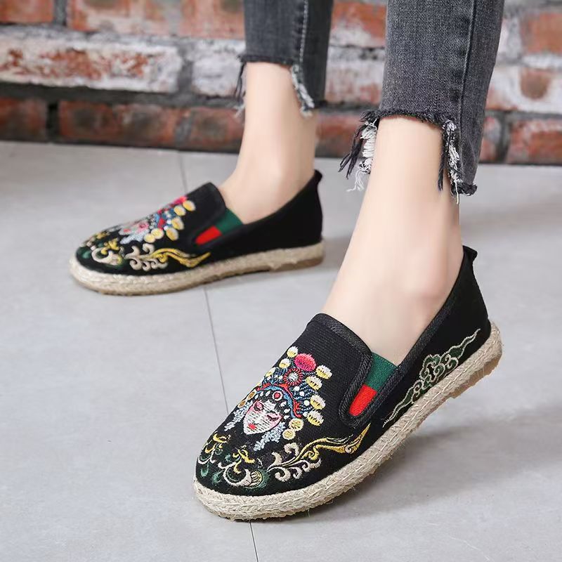 여성 플랫 솔 자수 천 신발 봄 가을 새로운 부드러운  - Embroidery Cloth 리뷰 및 가격