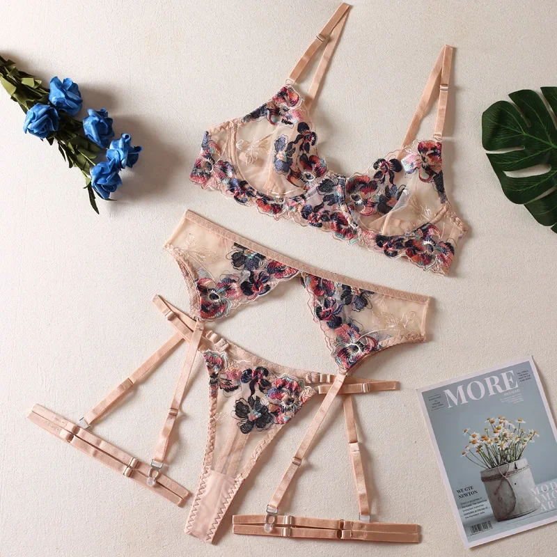 멀티 컬러 섹시 헤비 인더스트리 자수 란제리 세트, 에 - Embroidery Underwear 리뷰 및 가격